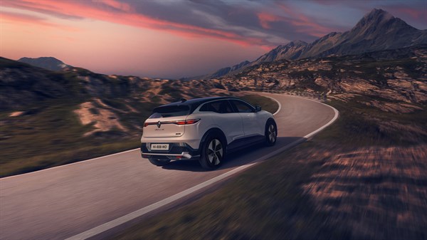 E-Tech 100% electric - services - Renault