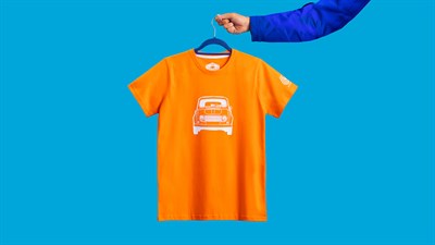 60 godina modela 4L – narandžasta majica