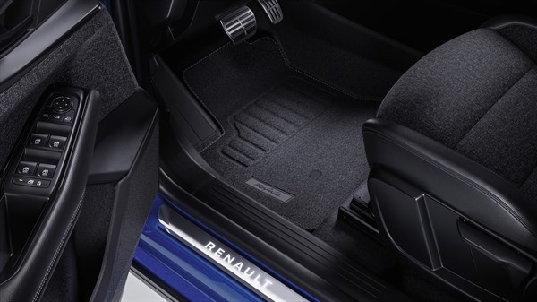Renault Rafale hybrid E-Tech - dodatna oprema