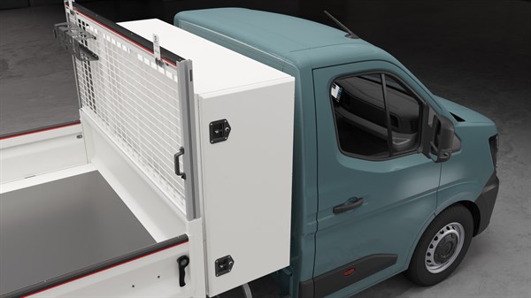 Zapremina za odlaganje od 150 kg – kiper i ravna platforma – Novi Renault Master