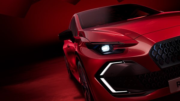 Renault Clio- new signature  design 