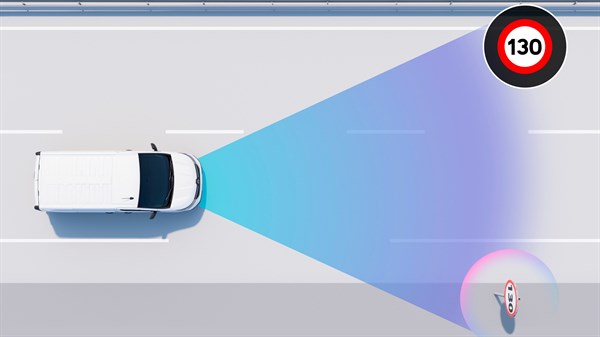Renault Trafic SpaceClass - traffic sign recognition with speed alert