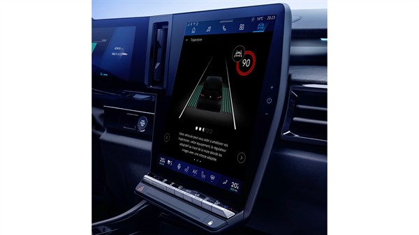 Renault Rafale hybrid E-Tech - bezbednosna ocena bezbednosni trener