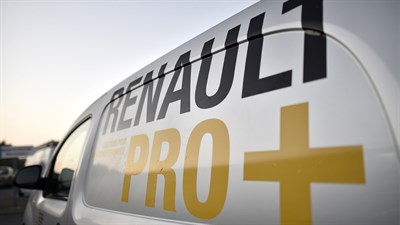 Renault PRO+